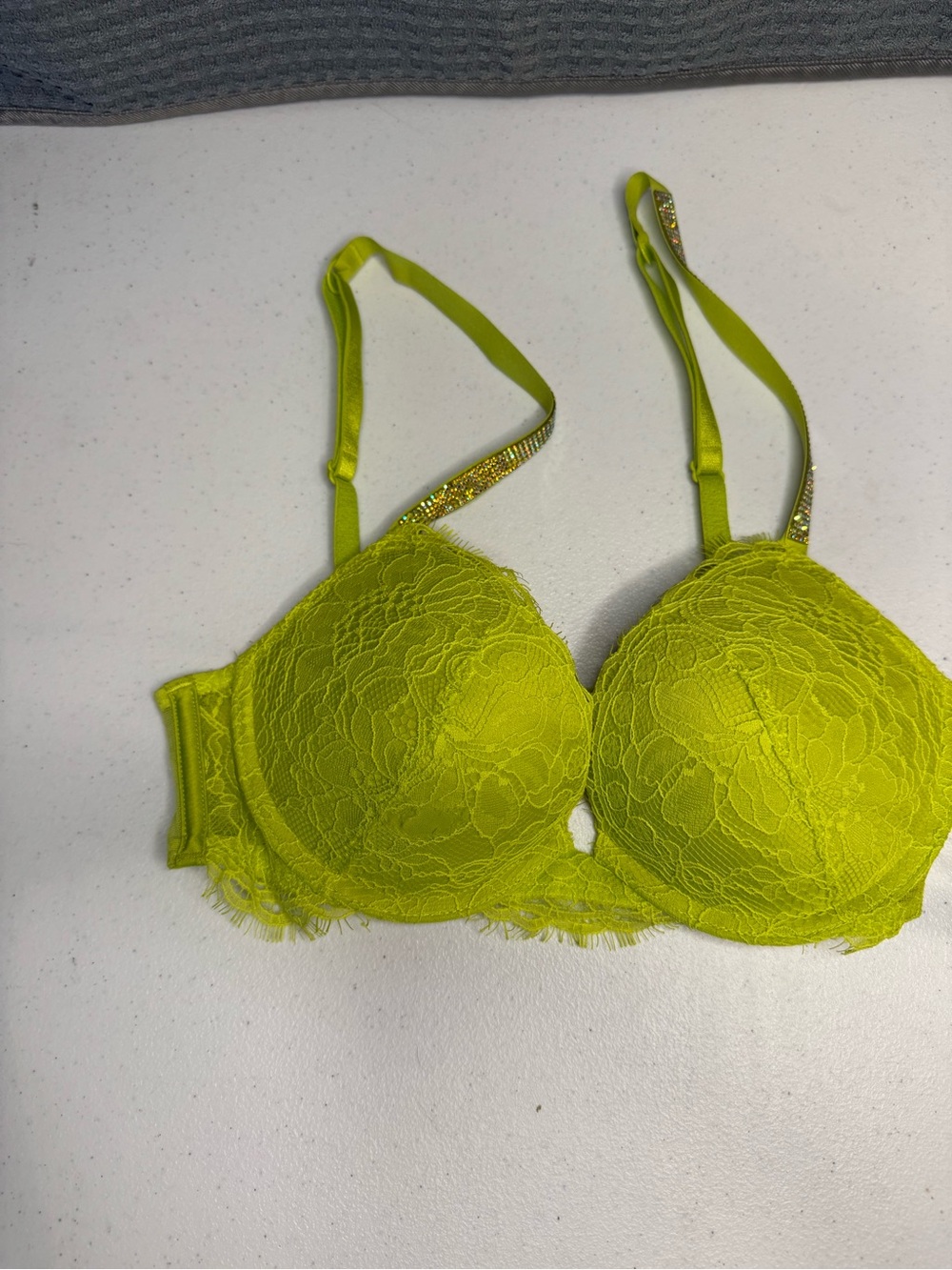 Victoria's Secret Neon Lime Lace Push-Up Bra